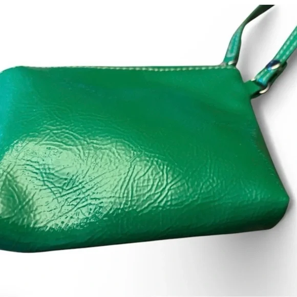 Nine West Vibrant Green Wristlet - Picture 4 of 4